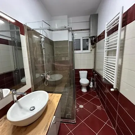 Cozy 1 Bedroom Apartment-Saranda Sarandë